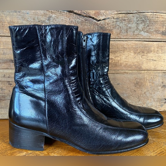 Vintage 1960’s Tom McAn soft black leather zip ankle boot made in Spain. M 7.5-8 - Picture 1 of 8